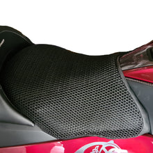 Load image into Gallery viewer, Cool Dry Covers seat covers installed on Can Am Spyder seat
