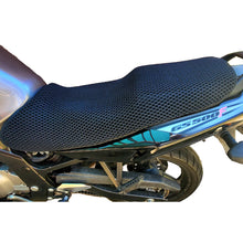 Load image into Gallery viewer, Cool Dry Covers seat covers installed on a Suzuki GS500F
